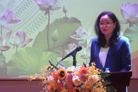 <a href="/tieu-diem-24h" title="Tiêu điểm 24h" rel="dofollow">Tiêu điểm 24h</a>