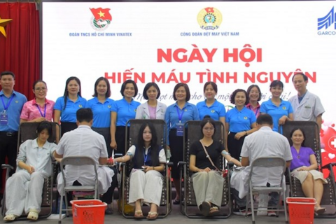 <a href="/doanh-nghiep" title="Doanh nghiệp" rel="dofollow">Doanh nghiệp</a>