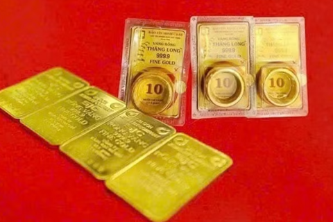 <a href="/thi-truong" title="Thị trường" rel="dofollow">Thị trường</a>