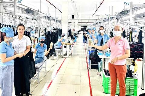 <a href="/doanh-nghiep" title="Doanh nghiệp" rel="dofollow">Doanh nghiệp</a>