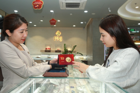 <a href="/doanh-nghiep" title="Doanh nghiệp" rel="dofollow">Doanh nghiệp</a>