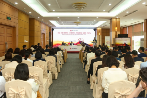 <a href="/ngan-hang" title="Ngân hàng" rel="dofollow">Ngân hàng</a>