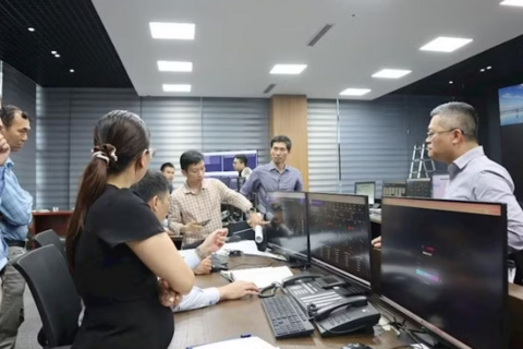 <a href="/doanh-nghiep" title="Doanh nghiệp" rel="dofollow">Doanh nghiệp</a>