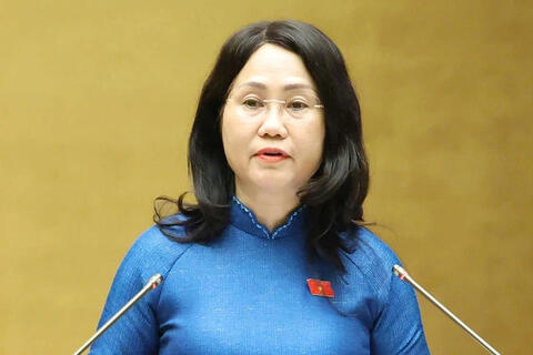 <a href="/tieu-diem-24h" title="Tiêu điểm 24h" rel="dofollow">Tiêu điểm 24h</a>