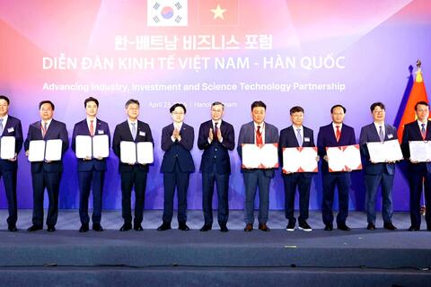 <a href="/dau-tu-hop-tac" title="Đầu tư - Hợp tác" rel="dofollow">Đầu tư - Hợp tác</a>