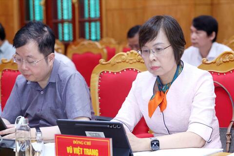 <a href="/tieu-diem-24h" title="Tiêu điểm 24h" rel="dofollow">Tiêu điểm 24h</a>