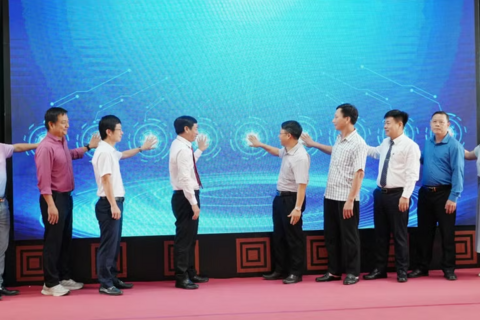 <a href="/nhip-song-so" title="Nhịp sống số" rel="dofollow">Nhịp sống số</a>