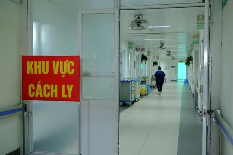 <a href="/tieu-diem-24h" title="Tiêu điểm 24h" rel="dofollow">Tiêu điểm 24h</a>