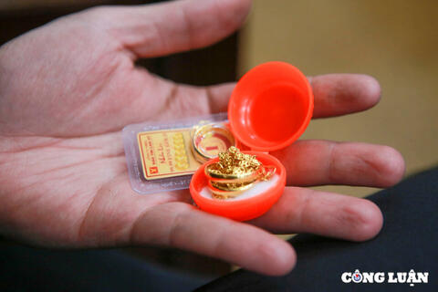 <a href="/thi-truong" title="Thị trường" rel="dofollow">Thị trường</a>