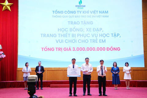 <a href="/xa-hoi" title="Xã hội" rel="dofollow">Xã hội</a>