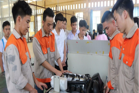 <a href="/doanh-nghiep" title="Doanh nghiệp" rel="dofollow">Doanh nghiệp</a>