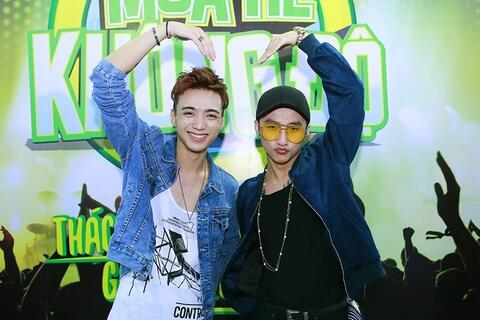 <a href="/xa-hoi" title="Xã hội" rel="dofollow">Xã hội</a>