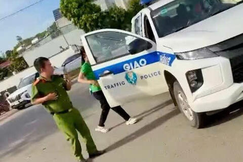 <a href="/tieu-diem-24h" title="Tiêu điểm 24h" rel="dofollow">Tiêu điểm 24h</a>