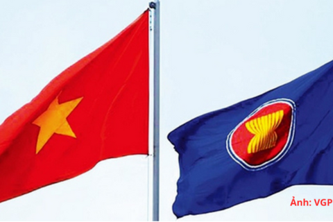 <a href="/dau-tu-hop-tac" title="Đầu tư - Hợp tác" rel="dofollow">Đầu tư - Hợp tác</a>