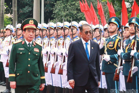 <a href="/dau-tu-hop-tac" title="Đầu tư - Hợp tác" rel="dofollow">Đầu tư - Hợp tác</a>