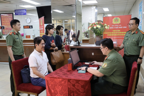 <a href="/tieu-diem-24h" title="Tiêu điểm 24h" rel="dofollow">Tiêu điểm 24h</a>