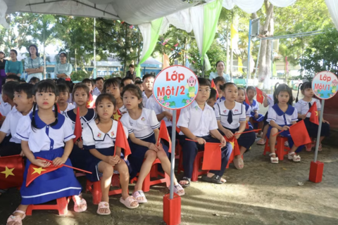<a href="/tieu-diem-24h" title="Tiêu điểm 24h" rel="dofollow">Tiêu điểm 24h</a>