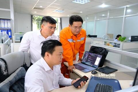 <a href="/doanh-nghiep" title="Doanh nghiệp" rel="dofollow">Doanh nghiệp</a>