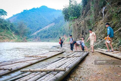 <a href="/xa-hoi" title="Xã hội" rel="dofollow">Xã hội</a>