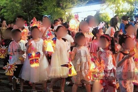 <a href="/xa-hoi" title="Xã hội" rel="dofollow">Xã hội</a>