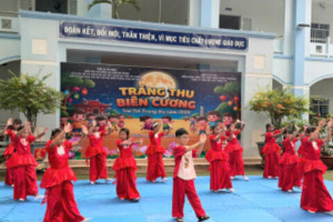<a href="/xa-hoi" title="Xã hội" rel="dofollow">Xã hội</a>