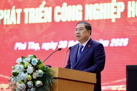 <a href="/tieu-diem-24h" title="Tiêu điểm 24h" rel="dofollow">Tiêu điểm 24h</a>