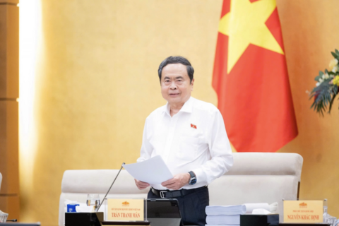 <a href="/tieu-diem-24h" title="Tiêu điểm 24h" rel="dofollow">Tiêu điểm 24h</a>