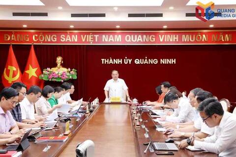 <a href="/tieu-diem-24h" title="Tiêu điểm 24h" rel="dofollow">Tiêu điểm 24h</a>