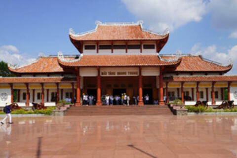 <a href="/xa-hoi" title="Xã hội" rel="dofollow">Xã hội</a>