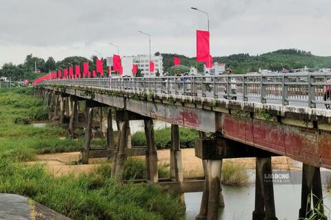 <a href="/dau-tu-hop-tac" title="Đầu tư - Hợp tác" rel="dofollow">Đầu tư - Hợp tác</a>