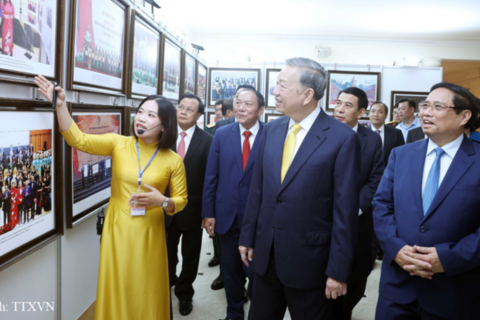 <a href="/tieu-diem-24h" title="Tiêu điểm 24h" rel="dofollow">Tiêu điểm 24h</a>