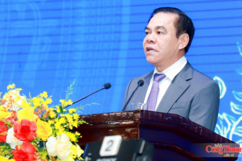 <a href="/doanh-nghiep" title="Doanh nghiệp" rel="dofollow">Doanh nghiệp</a>