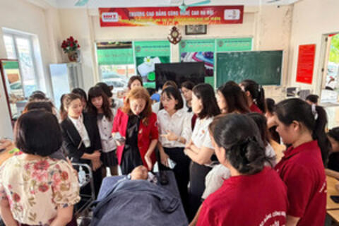 <a href="/xa-hoi" title="Xã hội" rel="dofollow">Xã hội</a>