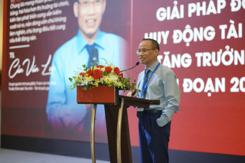 <a href="/ngan-hang" title="Ngân hàng" rel="dofollow">Ngân hàng</a>