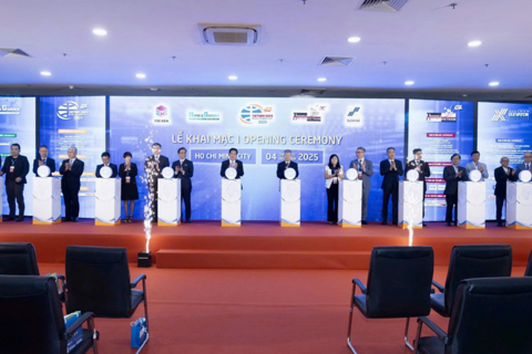 <a href="/thi-truong" title="Thị trường" rel="dofollow">Thị trường</a>