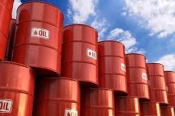 Giá dầu Brent phục hồi, tiến sát mốc 70 USD/thùng