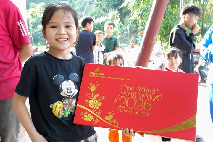 Lan tỏa nghĩa tình Petrovietnam qua chương trình “Tết vì người nghèo” năm 2026