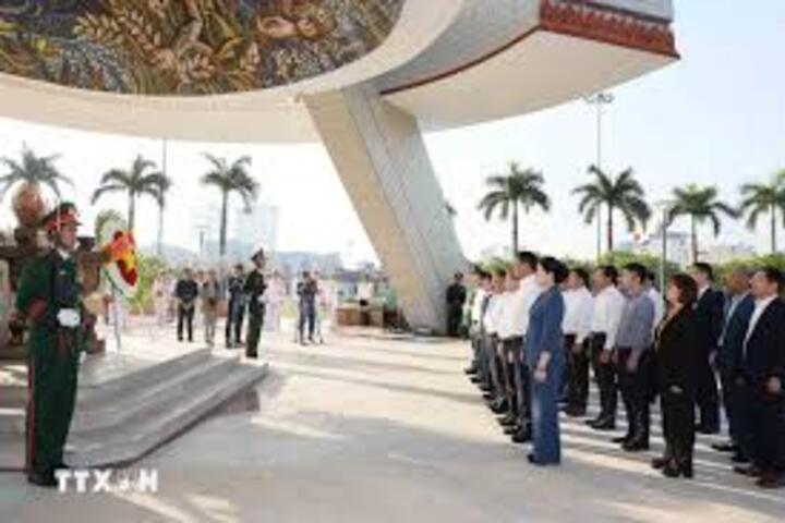 Thường trực Ban Bí thư Trần Cẩm Tú thăm, tặng quà Tết tại thành phố Đà Nẵng