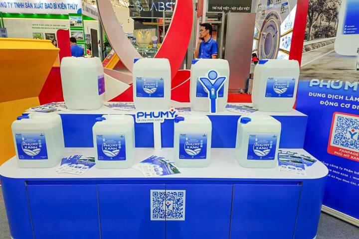 DEF - Phú Mỹ Xanh: Đồng hành cùng TP HCM trong hành trình giảm phát thải từ động cơ diesel