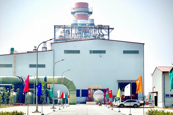 Không khí đón Tết ở Nhà máy Điện Nhơn Trạch 3 và 4