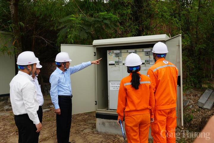 Thanh Hóa đẩy mạnh tiết kiệm điện, phát triển điện mặt trời mái nhà