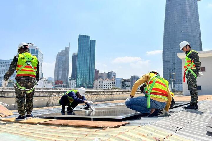 Phát triển điện mặt trời: Lấp khoảng trống nguồn nhân lực chất lượng cao