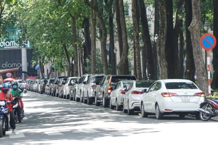 TPHCM loay hoay hơn 10 năm vẫn chưa có bãi đỗ xe ngầm