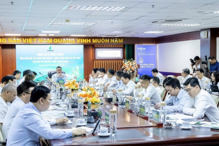 Nhận diện rủi ro, thống nhất giải pháp nhiên liệu cho Cụm khí - điện - đạm Cà Mau