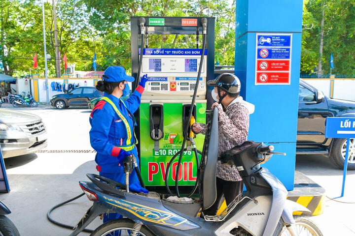 Hơn 60 quốc gia đã dùng nhiên liệu sinh học, Việt Nam tăng tốc với xăng E10