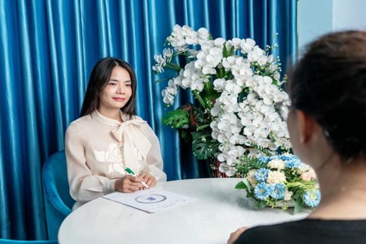 Hệ lụy khi trẻ sử dụng thiết bị điện tử quá nhiều trong dịp hè