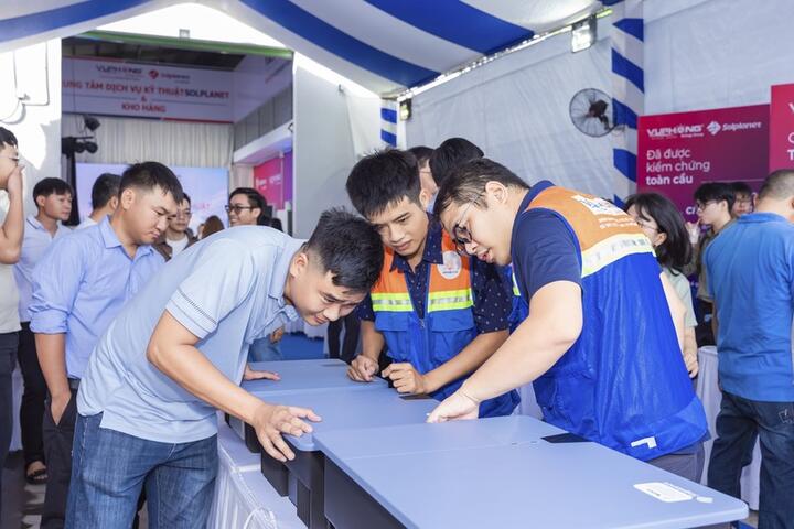 Bài toán về nhân lực kỹ thuật khi thị trường điện năng lượng mặt trời tăng trưởng