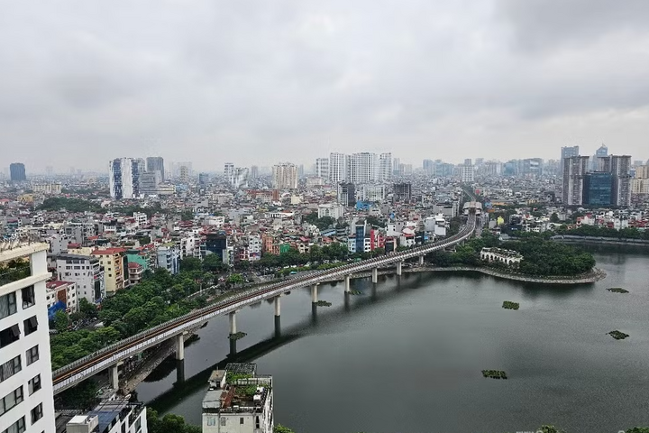 Bất động sản Việt Nam đang tự đào thải những người 'không đủ sức chơi'