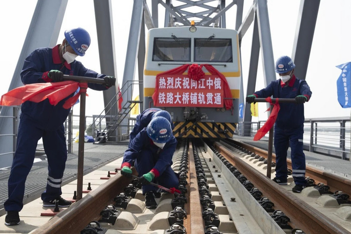 Trung Quốc - Nga lên kế hoạch xây tuyến đường sắt thứ năm để duy trì thương mại mùa đông