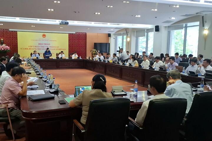 Sửa Luật Điện lực: Cần cơ chế đột phá cho LNG, điện gió ngoài khơi